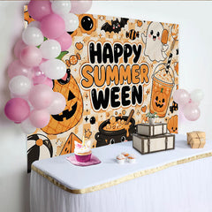 Lofaris Fröhlicher Sommerween-Partyhintergrund mit niedlichem Geist und Fledermaus, orange-karierte Kulisse für lustige Fotoshootings
