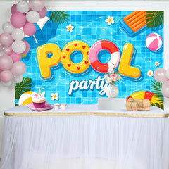 Lofaris Lebendiger Poolparty-Hintergrund mit Luftmatratze und Strandbällen, fröhliche Sommerkulisse für Fotoshootings und Events