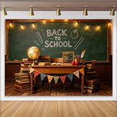 Lofaris Nostalgischer Einschulungshintergrund mit Tafel und Büchern, Vintage Schulanfang Fotokulisse für Fotoshooting und Partydekoration