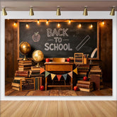 Lofaris Vintage Schulanfangshintergrund mit Tafel und Büchern, ideale Kulisse für Lernzimmer und Fotostudio