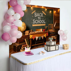 Lofaris Rustikaler Schulanfangshintergrund mit Tafel und Büchern, Vintage Fotokulisse für Einschulungsfeier und Fotostudio