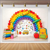 Lofaris Bunter Einschulung Hintergrund mit Regenbogenballons und Schulbus, fröhliche Lernkulisse für Schulanfang Partydekoration