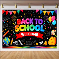 Lofaris Farbenfroher Schulanfangshintergrund mit Welcome Schriftzug, ideale Fotokulisse für Einschulung und Party