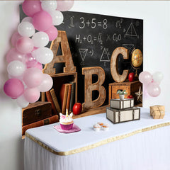Lofaris Vintage Schulfotohintergrund mit Tafel und ABC Buchstaben, ideale Kulisse für Einschulung und Lernfotografie