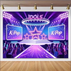Lofaris Lila-blauer K-Pop-Bühnenhintergrund mit Sternen und IDOLS Schriftzug, futuristische Konzert Kulisse für Musikveranstaltungen