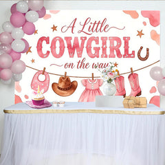 Lofaris Rosa Cowgirl Babyparty Hintergrund für Mädchen mit Stiefeln und Hut, niedliche Kulisse für Baby-Ankündigung und Fotoshooting