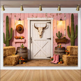 Lofaris Rosa Western-Scheunentor-Hintergrund mit Stierkopf und Kakteen, rustikale Kulisse für Country-Party und Fotografie