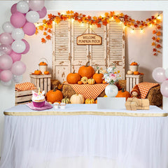 Lofaris Rustikaler Herbsthintergrund mit Kürbissen, Herbstblättern und Lichterkette, charmante Kulisse für Herbstfotoshootings und Dekoration