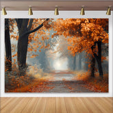 Lofaris Malerischer Herbstwaldweg-Hintergrund mit orangefarbenen Blättern, neblige Naturlandschaft als Fotokulisse für Studioaufnahmen