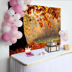 Lofaris Goldener Herbstlandschaft Hintergrund mit fallenden Blättern und Baumstamm, stimmungsvolle Kulisse für Fotostudio Herbstdeko