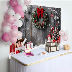 Lofaris Winterlicher Weihnachtshintergrund mit Schneeflocken Holzwand und Kranz, festliche Kulisse für Fotoshooting und Partydekoration