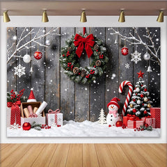 Lofaris Winterlicher Weihnachtshintergrund mit Schneeflocken Holzwand und Kranz, festliche Kulisse für Fotoshooting und Partydekoration