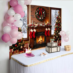 Lofaris Gemütlicher Weihnachts-Hintergrund mit Kamin und geschmückten Bäumen, festliche Fotokulisse für Familienfotos und Winterdekoration