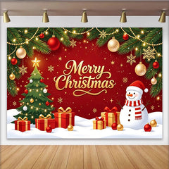 Lofaris Roter Weihnachts-Hintergrund mit Schneemann, Weihnachtsbaum und Geschenken, festliche Kulisse für Winterpartys