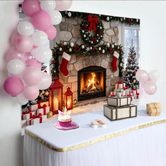 Lofaris Weihnachtshintergrund Kaminzimmer mit Bäumen und Geschenken, gemütliche Winterkulisse für Fotoshooting und Partydekoration