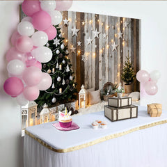 Lofaris Rustikaler Weihnachtshintergrund mit Weihnachtsbaum und Lichterkette, Sterne und Geschenke als festliche Kulisse für Familienfotos