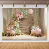 Lofaris Pastell-Luftballon-Geburtstagshintergrund mit Holzstruktur und Blumen, wunderschöne Partydekoration für Fotoshooting