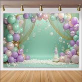 Lofaris Pastellfarbener Geburtstagshintergrund mit Luftballons und Torte, traumhafte Fotokulisse für Kindergeburtstag und Fotoshooting