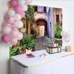 Lofaris Alte Gasse Fotohintergrund mit Steinmauern und Blumenbogen, charmante Kulisse für Porträt und Produktfotografie