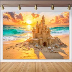 Lofaris Goldener Sonnenuntergang Strandschloss-Hintergrund am Meer, traumhafte Fotokulisse mit Wellen und Muscheln für Sommerfotos