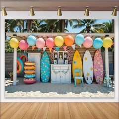 Lofaris Bunter Strandparty-Geburtstagshintergrund mit Surfbrettern und Palmen, tropische Kulisse für Sommerfotoshootings