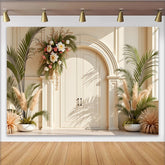 Lofaris Eleganter Blumen-Bogentür-Hintergrund mit Palmen und Pampasgras, natürliche Fotokulisse für Hochzeiten, Events und Porträts