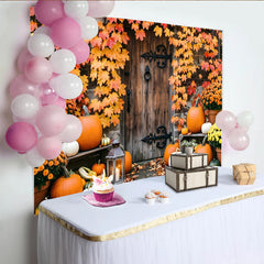 Lofaris Rustikaler Herbsthintergrund mit Kürbissen und bunten Blättern, gemütliche Kulisse für Herbstdekoration und Fotoshooting