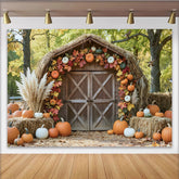 Lofaris Herbstlicher Scheunen-Hintergrund mit Kürbissen und bunten Blättern, perfekte Kulisse für Erntedankfest und Fotoshootings