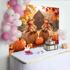 Lofaris Rustikaler Herbsthintergrund mit Vogelscheuchen und Kürbissen, gemütliche Scheunen-Kulisse für herbstliche Fotoshootings