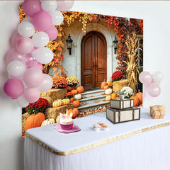 Lofaris Herbst-Fotohintergrund mit Kürbissen und rustikaler Holztür, malerische Kulisse für herbstliche Fotoshootings im Studio