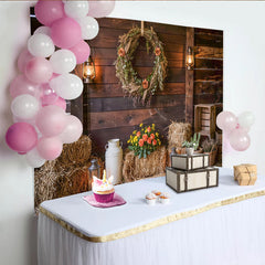 Lofaris Rustikaler Bauernhof-Fotohintergrund mit Holzstruktur und Heuballen, ländliche Kulisse für professionelles Fotoshooting