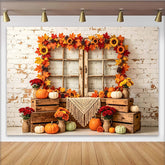 Lofaris Herbstlicher Kürbis-Hintergrund mit Sonnenblumen und Holzfenster, rustikale Fotokulisse für herbstliche Dekoration