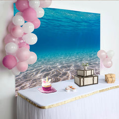Lofaris Blauer Unterwasserhintergrund mit Sandboden und Lichteffekten, natürliche Meereskulisse für professionelle Fotografie