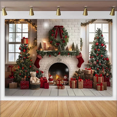 Lofaris Roter und grüner Weihnachtshintergrund mit Kamin und Bäumen, winterliche Kulisse für Fotoshootings und festliche Dekoration