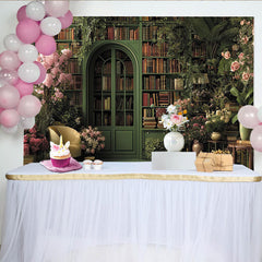 Lofaris. Grüne Bücherregale, rosa Kirschblüten und Rosen Hintergrund, für Partys, Geburtstage und Fotoshootings, Wanddekoration.