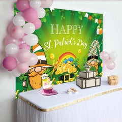 Lofaris Grüner festlicher St. Patrick's Day Hintergrund mit Kobolden, Kleeblättern und Goldmünzen, ideale Partydekoration
