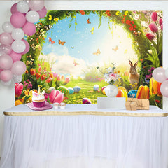 Lofaris Farbenfroher Frühlings Oster Fotohintergrund mit süßem Hasen, bunten Ostereiern und blühenden Tulpen, ideal für Porträts