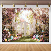Lofaris Frühlingshafter Osterhintergrund mit Kirschblüten, weißem Tor und bunten Eiern, festliche Kulisse für Frühlingsfeste und Fotoshootings