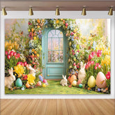 Lofaris Osterhintergrund mit gewölbter Tür, Hasen und bunten Blumen, festliche Frühlings-Fotowand für professionelle Fotoshootings