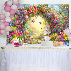 Lofaris Bunter Osterhintergrund mit Blumenbogen Hasen und Ostereiern, frühlingshafte Fotokulisse für festliche Dekoration