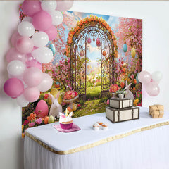 Lofaris Frühlings-Osterhintergrund mit rosa Kirschblüten und bunten Eiern, weiße Hasen blühender Garten für festliche Fotokulisse