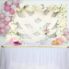 Lofaris Eleganter Hochzeitshintergrund mit weißen Blumen und rosa Rosen, wunderschöne Fotokulisse für romantische Feierlichkeiten