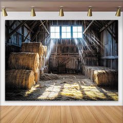 Lofaris Rustikaler Holz-Scheunen-Hintergrund mit Heuballen und Sonnenstrahlen, perfekte Kulisse für Fotoshootings und ländliche Dekoration