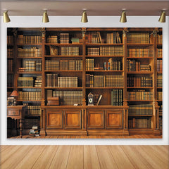 Lofaris Klassischer Bibliotheks-Fotohintergrund mit Holzregalen und alten Büchern, elegante Kulisse für Porträtfotografie und Studiodarstellung