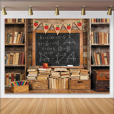 Lofaris Rustikaler Klassenzimmer-Fotohintergrund mit Büchern und Tafel, Vintage Schul-Kulisse für Lehrer und Schüler Fotoshooting