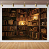 Lofaris Gruseliger Halloween-Hintergrund mit alten Büchern und Totenkopf, geheimnisvolle Spinnweben Kulisse für Halloweenparty und Fotoshooting