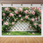 Lofaris Rosa Rosengarten Fotohintergrund mit weißem Spalier, romantische Kulisse für Frühlings- und Hochzeitsfotografie