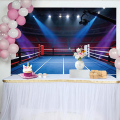Lofaris Blauer Boxring-Hintergrund mit roten Sitzen und hellen Scheinwerfern, dynamische Sportkulisse für professionelle Fotografie