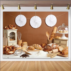 Lofaris Rustikaler Bäckerei Fotohintergrund mit frischem Brot Brezeln und Mehl, warme Kulisse für Food-Fotografie und Küchen-Deko