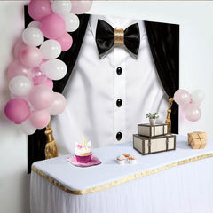 Lofaris Eleganter Smoking-Fotohintergrund mit schwarzem Samtvorhang und goldener Paillettenfliege, klassische Kulisse für Herrenpartys